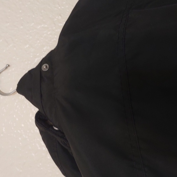 USED H&M KIDS 7/8 PUFFER JACKET WITH DETACHABLE HOOD COLOR BLACK - Picture 11 of 11